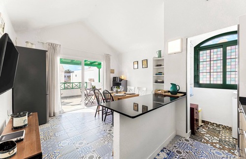 Playa Honda Apartment | Home2Book Sunlit & Stylish Apt in Playa Honda