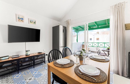 Playa Honda Apartment | Home2Book Sunlit & Stylish Apt in Playa Honda