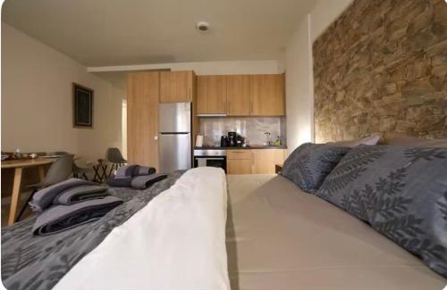 Markopoulon Apartment | Home4U apt2, just 8Km from airport