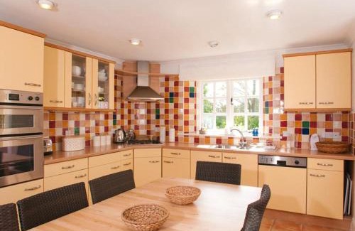 Thurlestone House | Homefield House