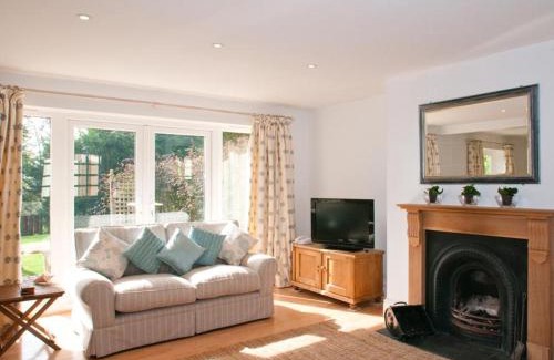 Thurlestone House | Homefield House