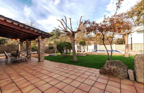 Gualba de Dalt Villa | HomeHolidaysRentals Confort
