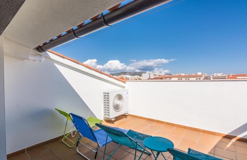 Calella Apartment | HomeHolidaysRentals Ilusion