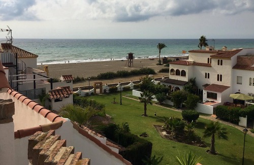 Marina de Casares House | Homerez - 10 m away from the beach! House for 6 ppl. at Marina de Casares