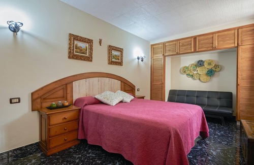 Buenavista del Norte Apartment | Homerez - Appartement 1 km away from the beach for 5 ppl. with shared pool