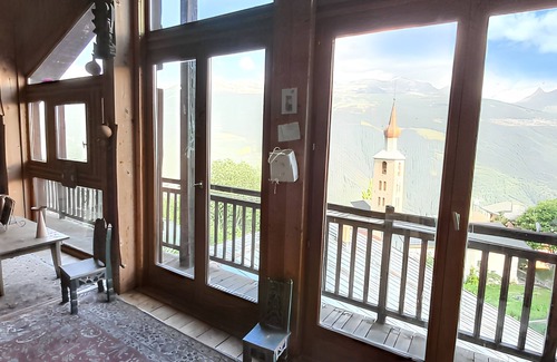 Les Chapelles Apartment | Homerez - Apartment, Les Chapelles