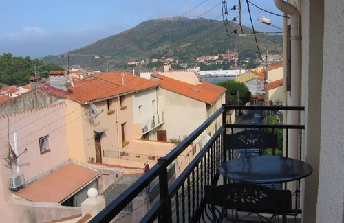 Port-Vendres Apartment | Homerez - Apartment in Port-Vendres.