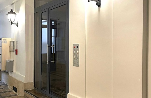 Pigalle Apartment | Homerez - Apartment in Paris Sacré-Cœur