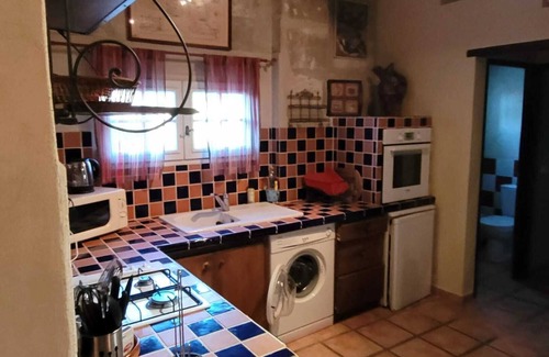 Albaron Apartment | Homerez - Apartment with Pool in Arles - 85 m²