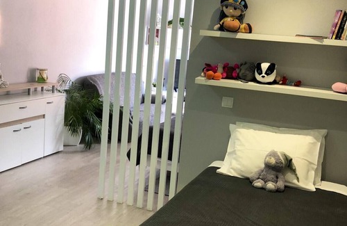 Estrela da Calheta Apartment | Homerez - Appartement 1 km away from the beach for 4 ppl. with swimming-pool