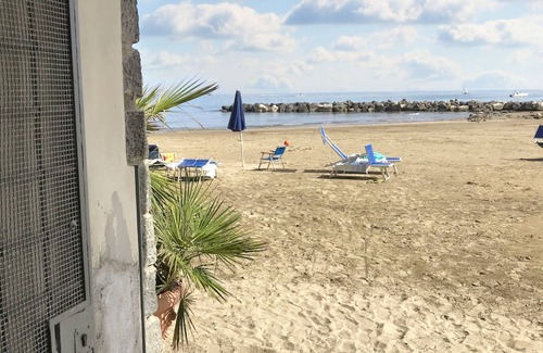 Nettuno Apartment | Homerez - Apt in Nettuno, beach direct