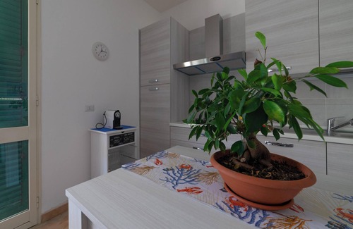 Scoglitti Apartment | Homerez - Apt. Scoglitti - Enclosed Garden