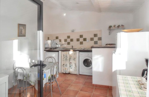 Barjols House | Homerez - Barjols House w/Pool