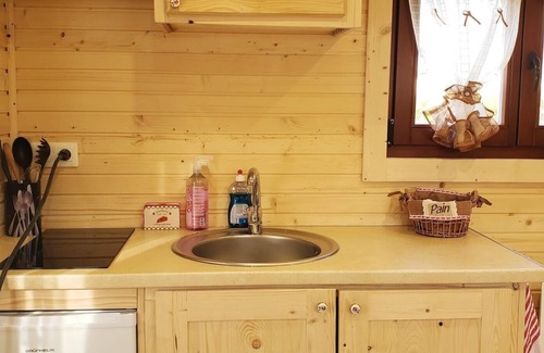 Laragne-Monteglin House | Homerez - Beautiful bungalow for 2 ppl. with terrace at Laragne-Montéglin