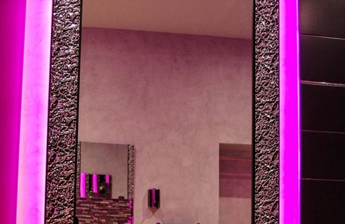Saint-Zacharie Apartment | Homerez - Beautiful appartement for 2 ppl. with jacuzzi at Saint-Zacharie