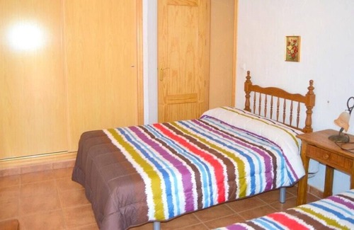 Siles House | Homerez - Beautiful house for 5 ppl. with garden and terrace at Siles