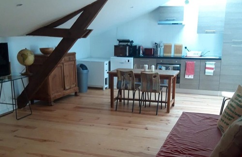 Saubrigues House | Homerez - Big house for 14 ppl. with terrace at Saubrigues