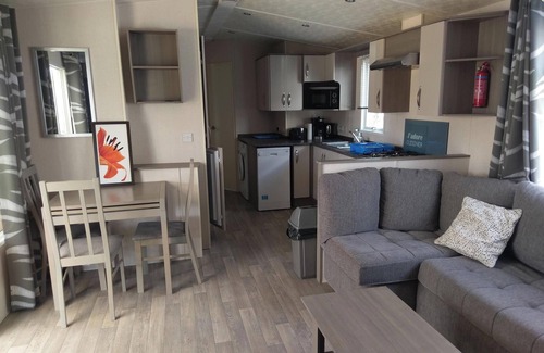 Saint-Julien-en-Born House | Homerez - Bungalow in Saint-Julien-en-Born