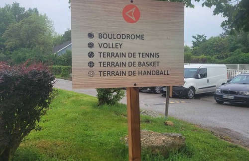 Ivry-la-Bataille House | Homerez - Bungalow Ivry-la-Bataille