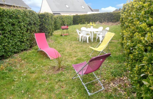 Portbail House | Homerez - Charming House in Portbail with Garden and Sea View
