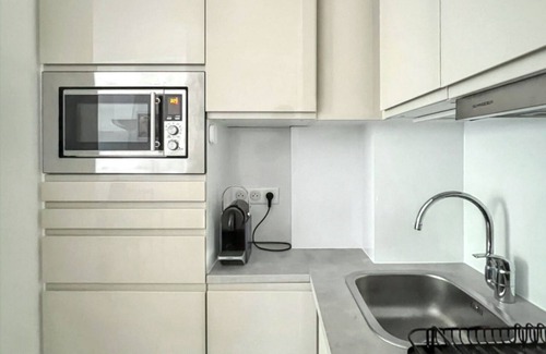 Montrouge Apartment | Homerez - Charming Studio in Montrouge - 20 m² - Internet included