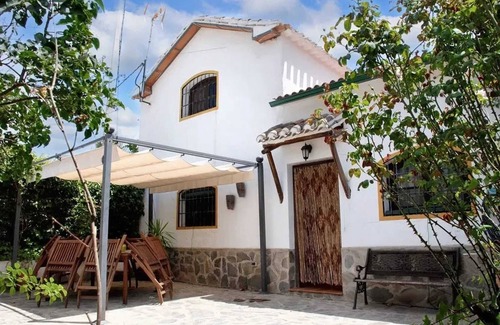 Villanueva del Trabuco Villa | Homerez - Villa in Villanueva del Trabuco