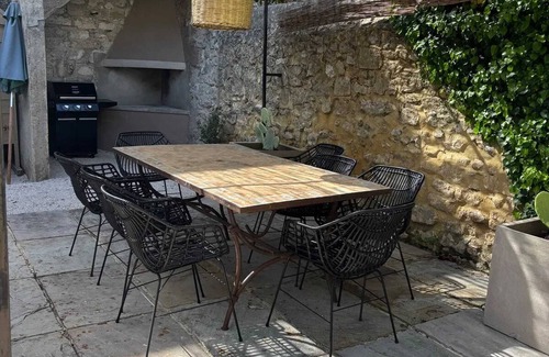 Bourdic Villa | Homerez - Family Villa Bourdic