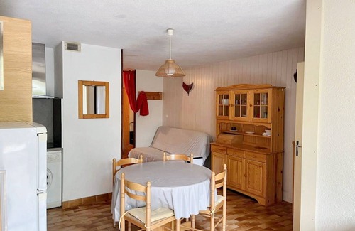 Les Arenes Apartment | Homerez - Flat Canet-en-Roussillon.