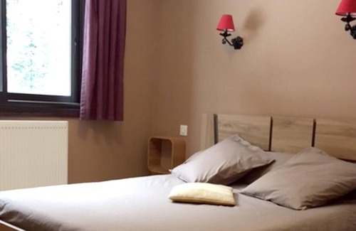 Cauterets House | Homerez - House 2 km away from the slopes for 8 ppl. with balcony at Cauterets