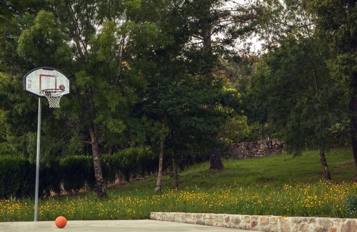 Paredes de Coura House | Homerez - Large house for 12 people. with swimming pool and garden in Paredes de Coura