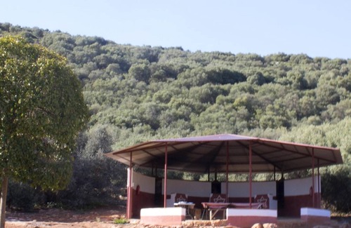 Estepa House | Homerez - Nice house for 4 ppl. with shared pool and terrace at Estepa