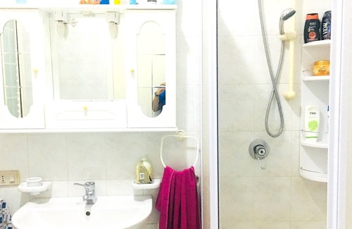 Floridia Villa | Homerez - Spacious villa for 6 ppl. with swimming-pool and garden at Floridia