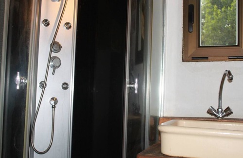 Pontonx-sur-l'Adour Villa | Homerez - Villa for 4 ppl. with shared pool and terrace at Pontonx-sur-l'Adour