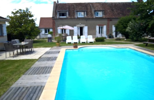 Ervauville Villa | Homerez - Villa for 11 ppl. with swimming-pool, garden and terrace at Ervauville