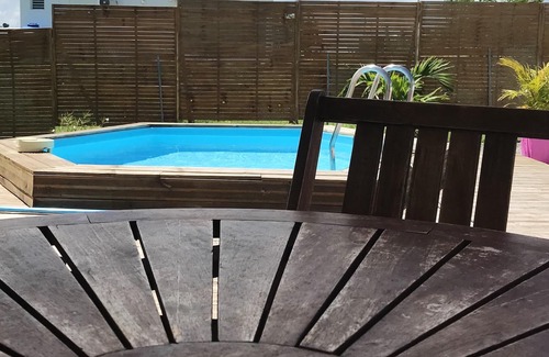 Le Moule Villa | Homerez - Villa for 5 pers. with swimming pool, garden and terrace in Le Moule