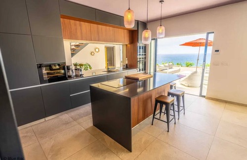 Upper Prince's Quarter Villa | Homerez - Villa in Philipsburg