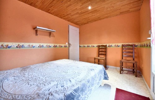 Belvezet House | Homerez - Welcoming house in Belvezet with garden and terrace