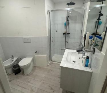Ancona Apartment | Homes in Ancona VVR6 Apartment
