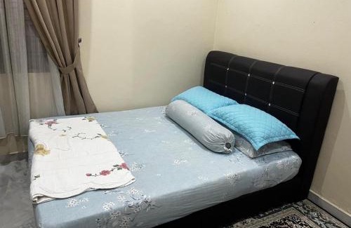 Taman Cahaya Tasek House | Homestay Hajrah