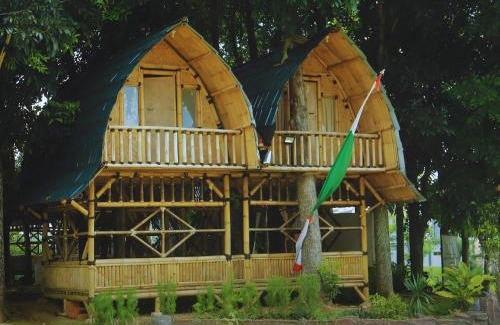 Jambelaer House | Homestay Syariah Tipe D kadudampit Sukabumi