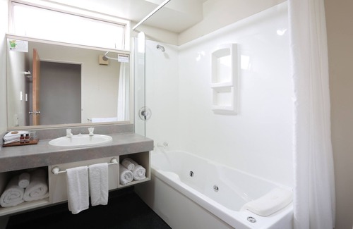 Invercargill Hotel | Homestead Villa Motel