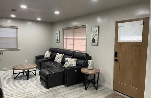 Hugo House | HomeSuite Cabin Relaxing Getaway Near Casino