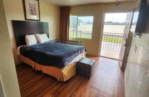 Mesquite Other | HomeTown Inn and Suites