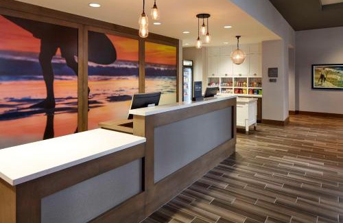 North Redondo Hotel | Homewood Suites By Hilton Los Angeles Redondo Beach