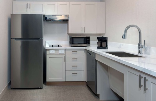 Cheektowaga Hotel | Homewood Suites by Hilton Buffalo Airport