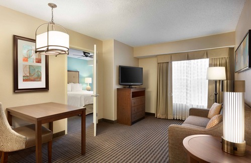 Westchase Hotel | Homewood Suites by Hilton Houston-Westchase