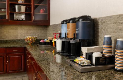 Rancho Cucamonga Hotel | Homewood Suites by Hilton Ontario Rancho Cucamonga