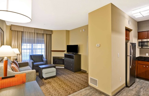 Overland Park Hotel | Homewood Suites Kansas City/Overland Park