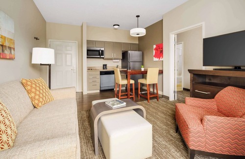 Rochester Hotel | Homewood Suites Rochester Henrietta
