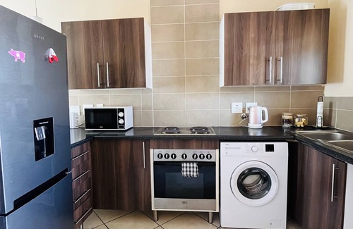 Centurion Apartment | Homey apartment in Centurion.
